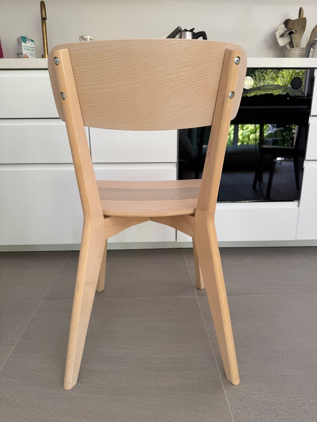 Ikea Stühle: Lot de 2 chaises IKEA en bois clair – Gebraucht aus Gland von anh_6ghx