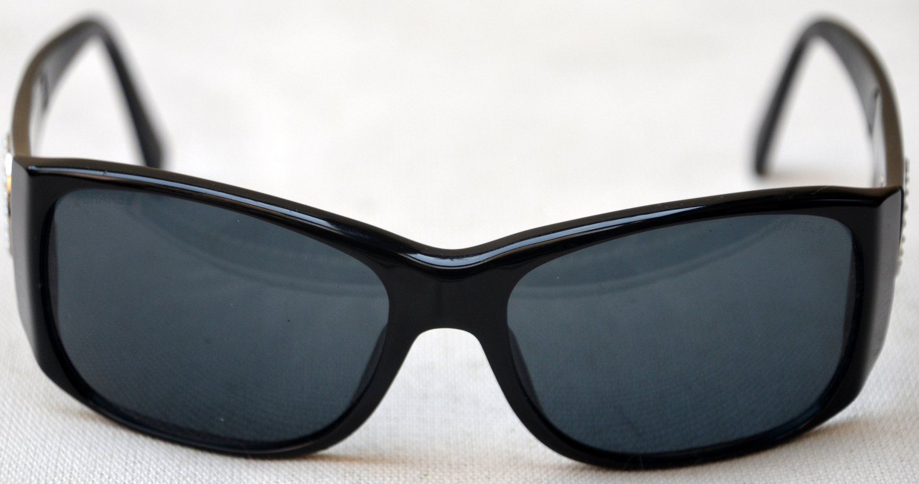 Chanel Brillen & Gläser: Sonnenbrille Chanel lunettes de soleil – Gebraucht aus Collonges von arashee 4