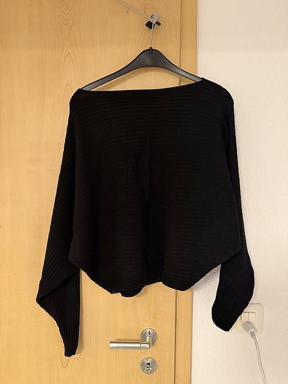 Maglioni & Felpe: Schwarzer gerippter Pullover – Usato da Rorschach venduto da Tara234 1