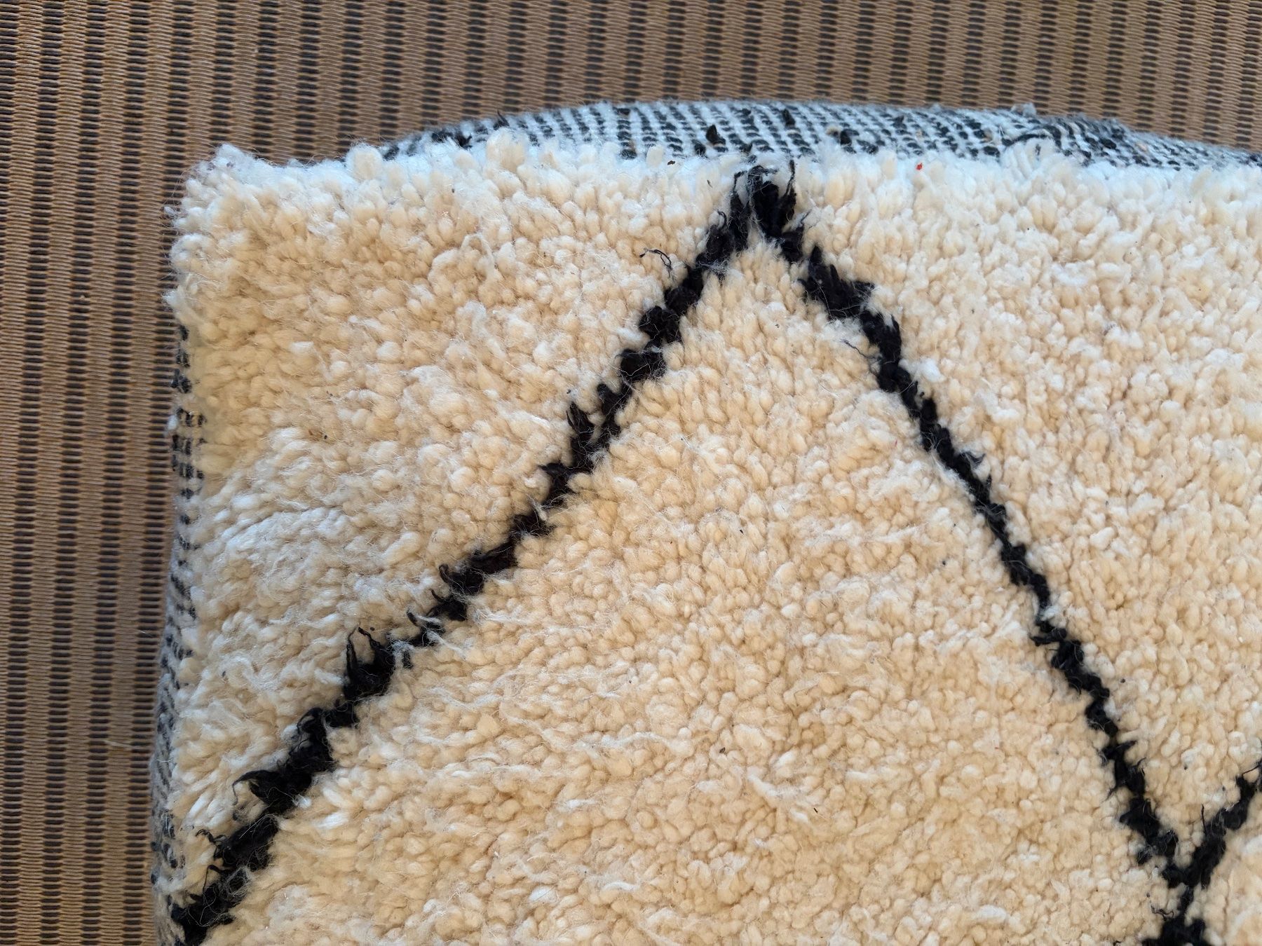 Sgabelli: Ein handgewebter marokkanischer Pouf – Usato da Windisch venduto da Laura_1991 2