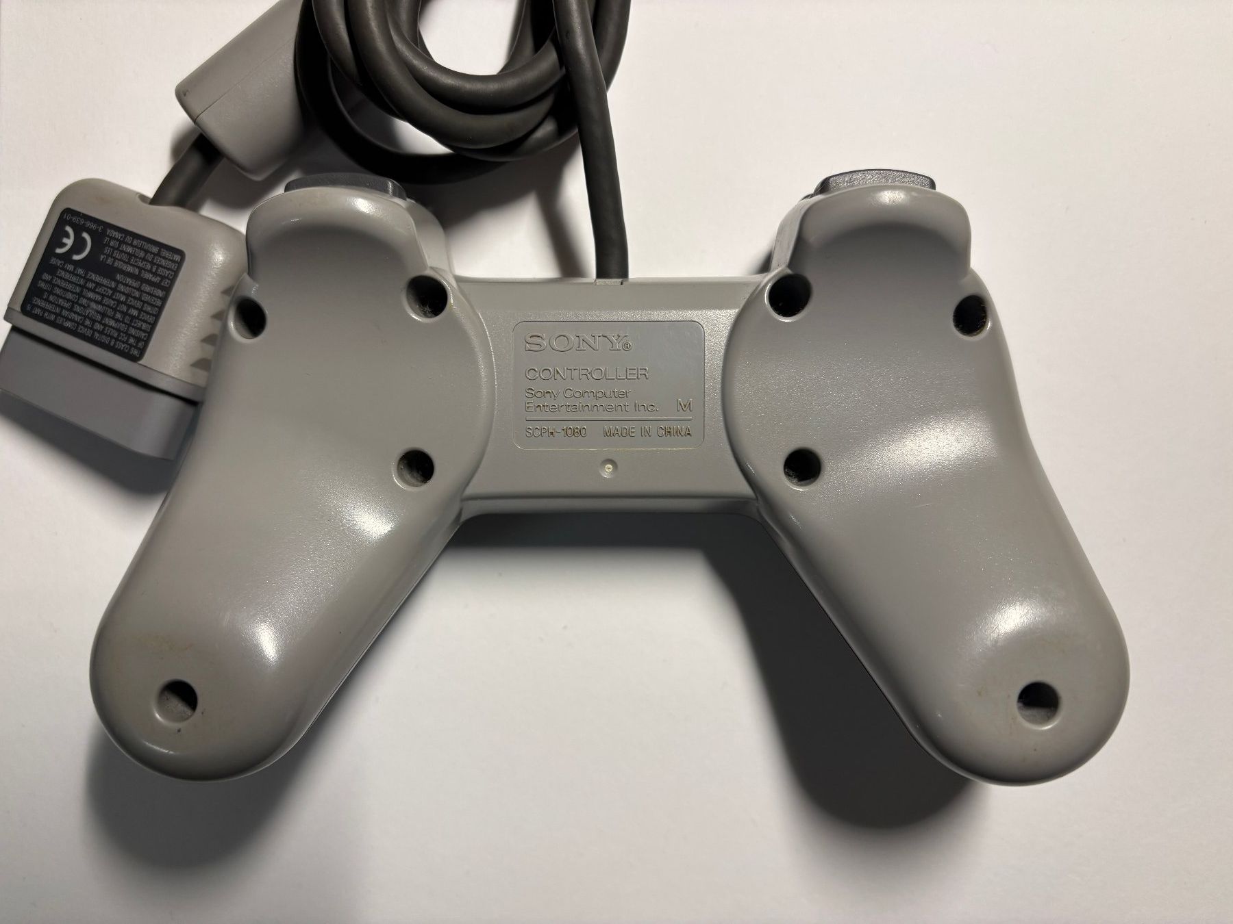 Sony Konsolen: PS1 - Konsole - Play Station 1 – Gebraucht aus Allschwil von Bullach 2