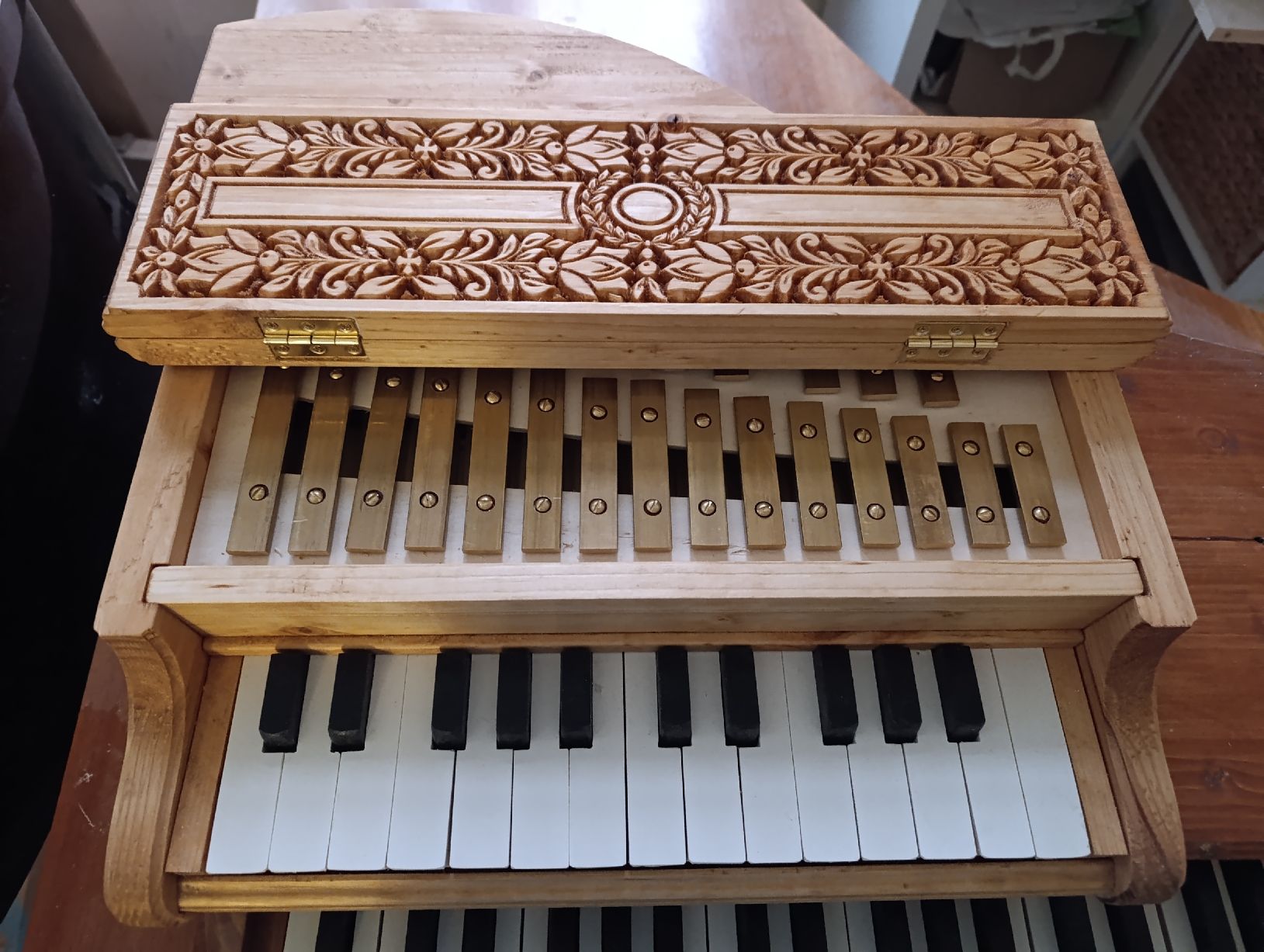 Strumenti musicali: Tastenglockenspiel aus Holz 2 Oktaven Messing – Usato da Herisau venduto da kjs_lcs6 1