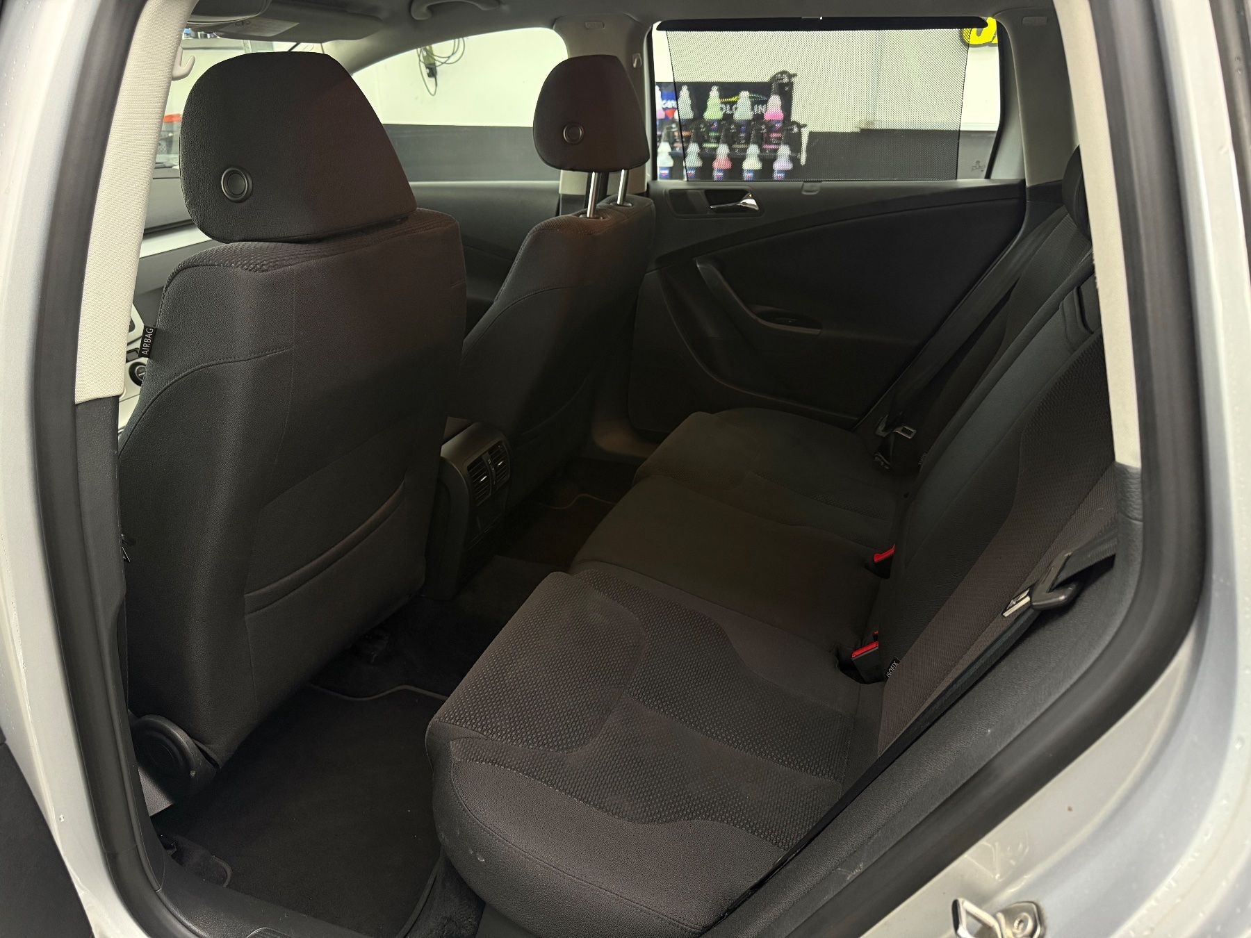VW Automobili: VW Passat 1.8 – Usato da Tramelan venduto da mus_yy82 5