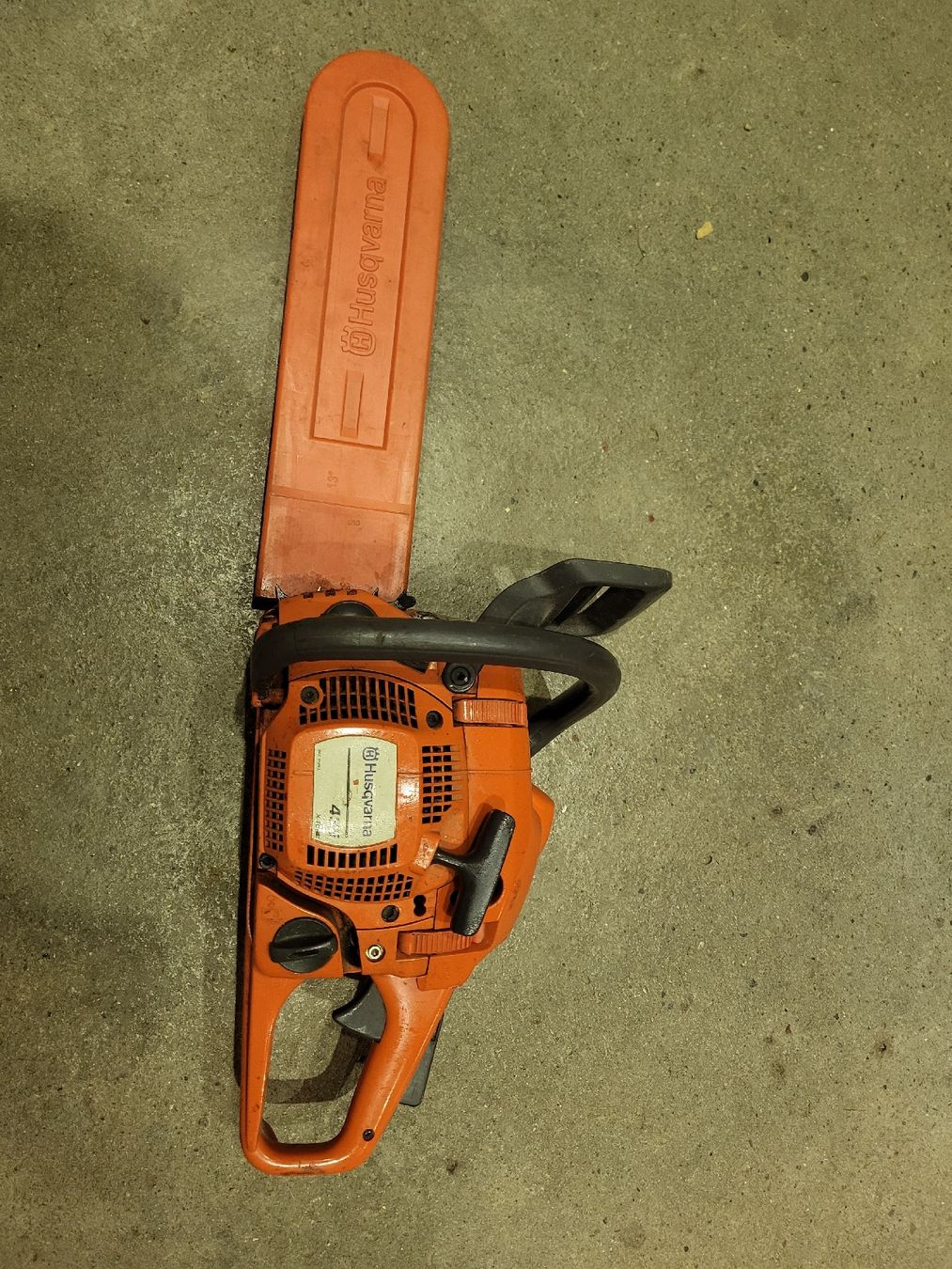 Husqvarna Scies: Husqvarna 435  – D'occasion à Ulisbach par Jaeger1291