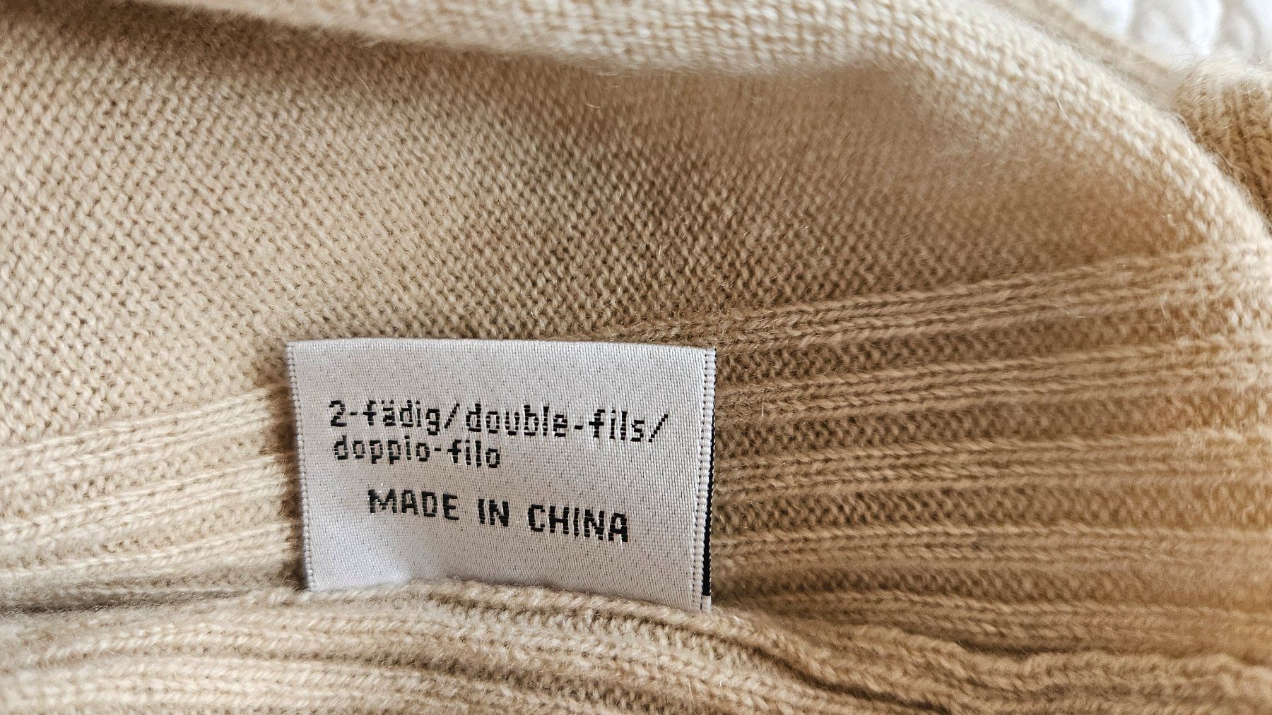Maglioni & Felpe: Cashmere Collection Pullunder, Beige, Grösse L, Top Zustand – Usato da Gossau ZH venduto da fashiontwo 9
