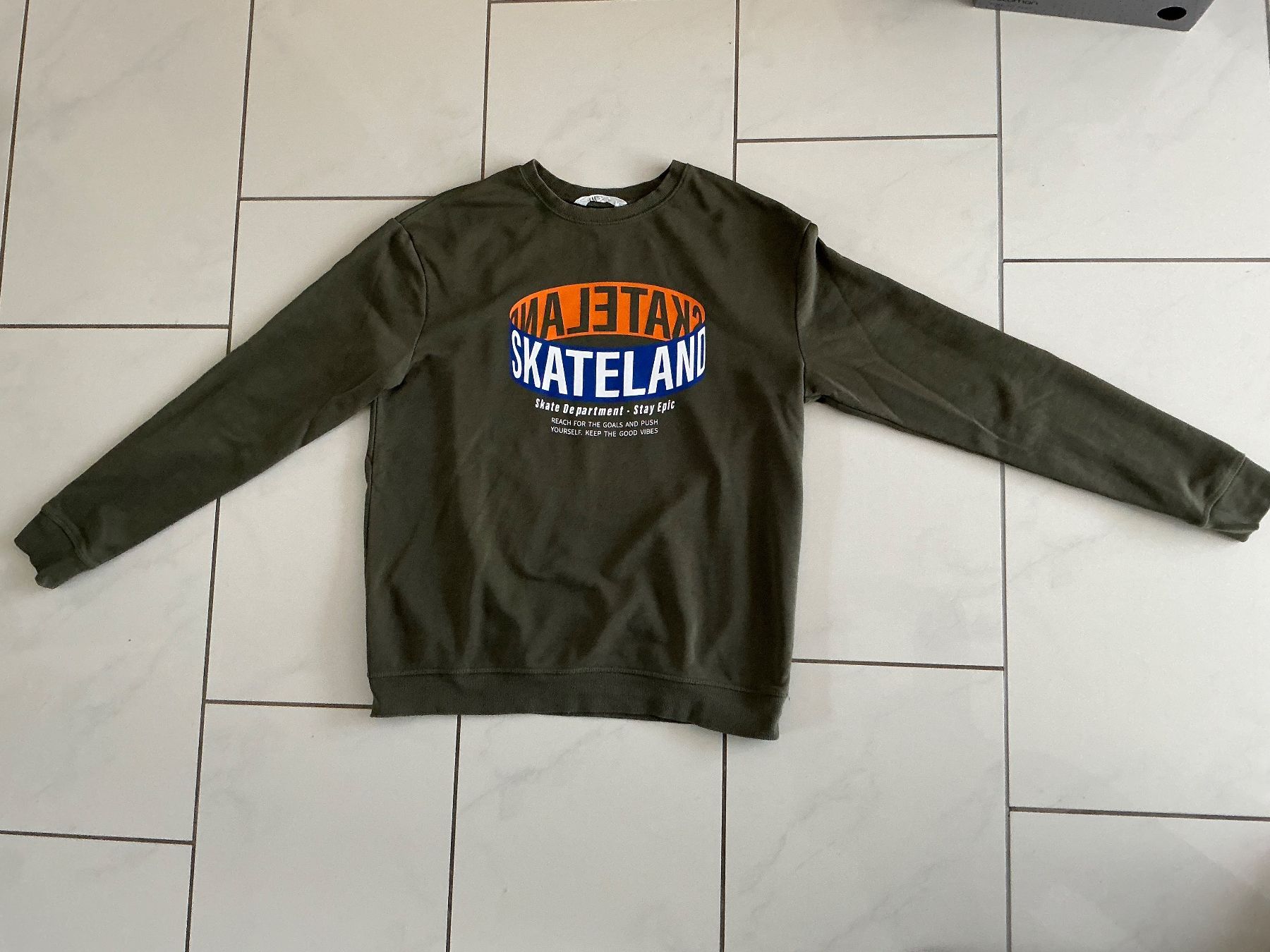 H&M Maglioni & Felpe: Schöner Pullover Gr.170 von H&M – Usato da Biel-Benken BL venduto da Sahra1