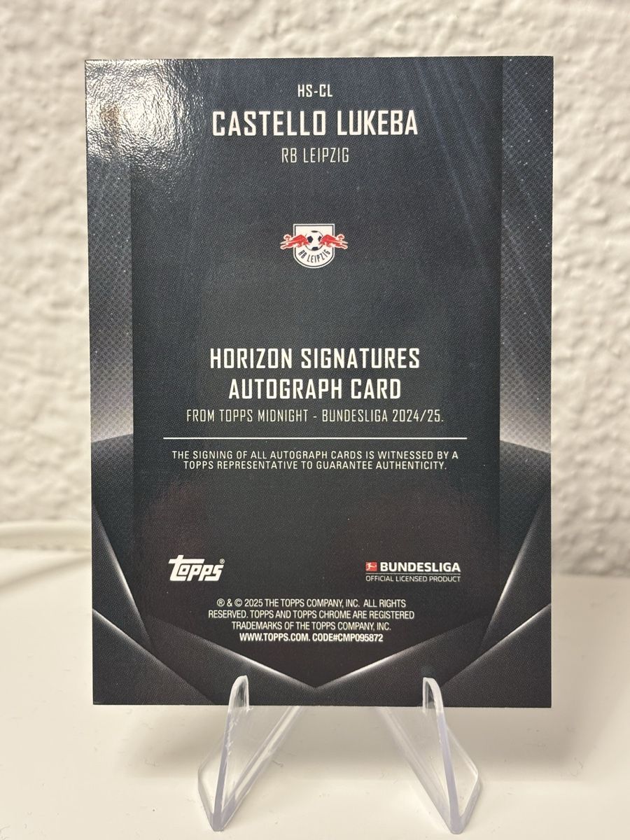 Topps Carte collezionabili: Castello Lukeba Autograph Topps Midnight Auto RB Leipzig – Nuovo (secondo la descrizione) da Aarberg venduto da gocardz.shop 1