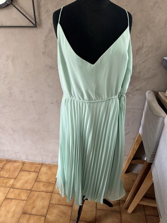 Robe Taille 46 asos Marina neuve