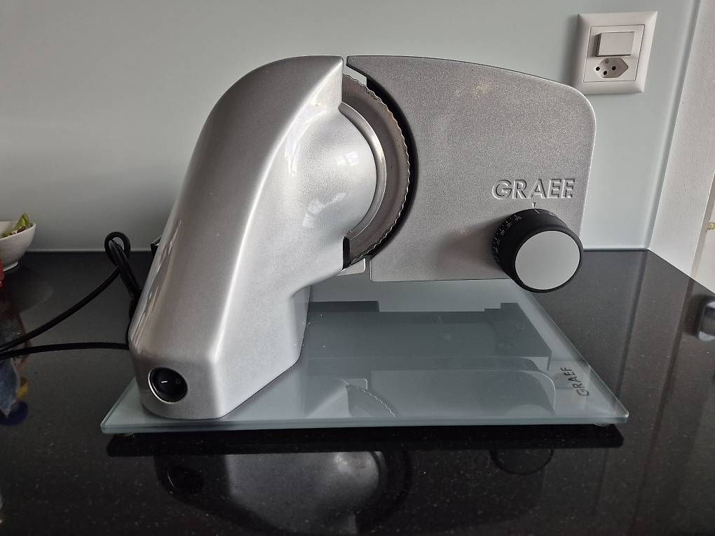 Graef Elettrodomestici da cucina: Graef Master V20CH - Schneidmaschine – Usato da Abtwil SG venduto da Mvarx