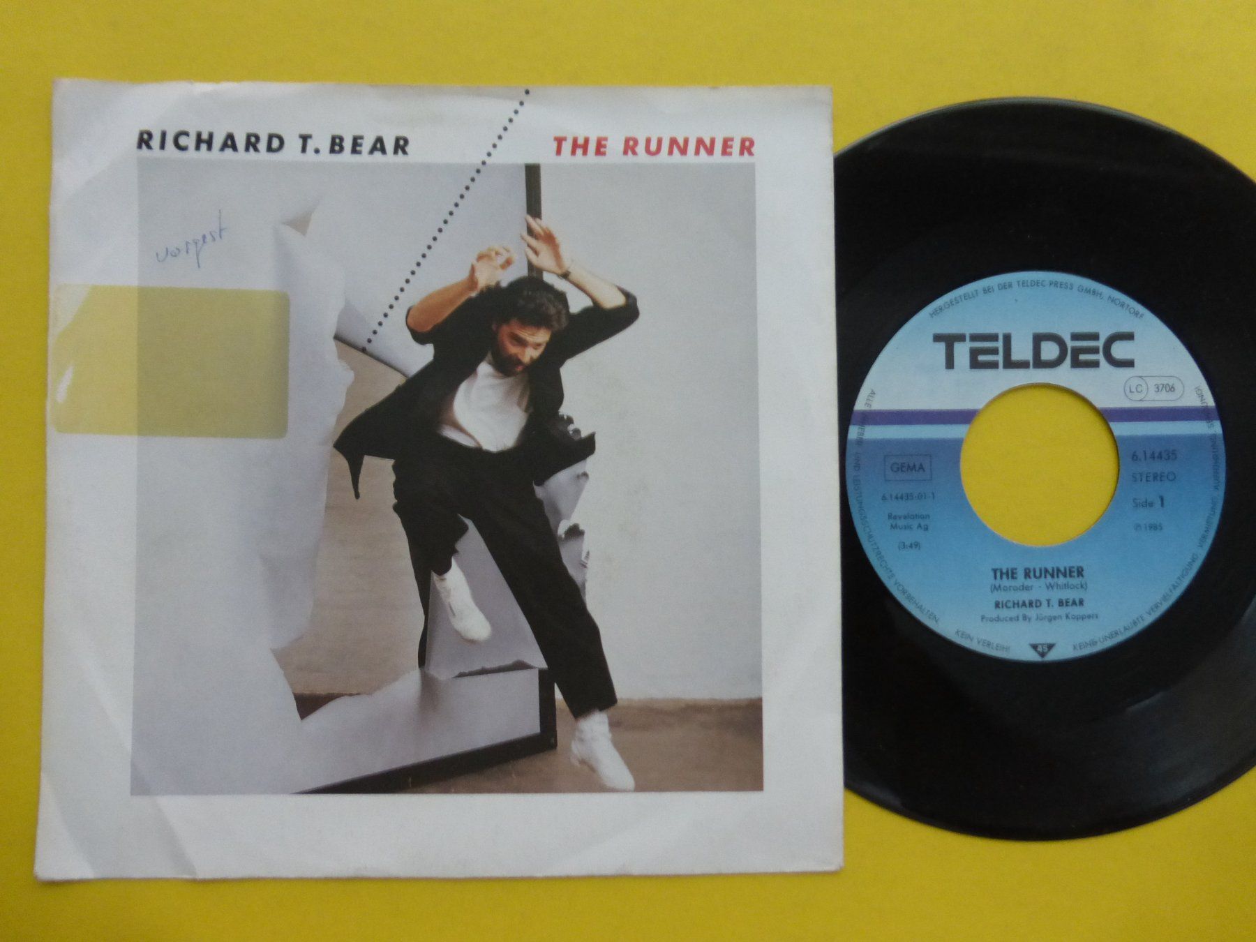 Schallplatten: Richard T. Bear – The Runner – Gebraucht aus Zürich von Swiss57