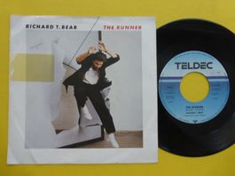 Richard T. Bear – The Runner