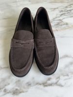 Woman’s Suede Leather Loafers - Size 39 - Like New!