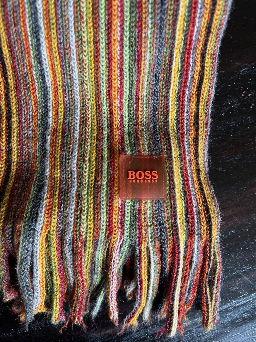 Hugo Boss Foulard & Sciarpe: Hugo BOSS Schal – Usato da Cham venduto da SPORTSMOTION 6