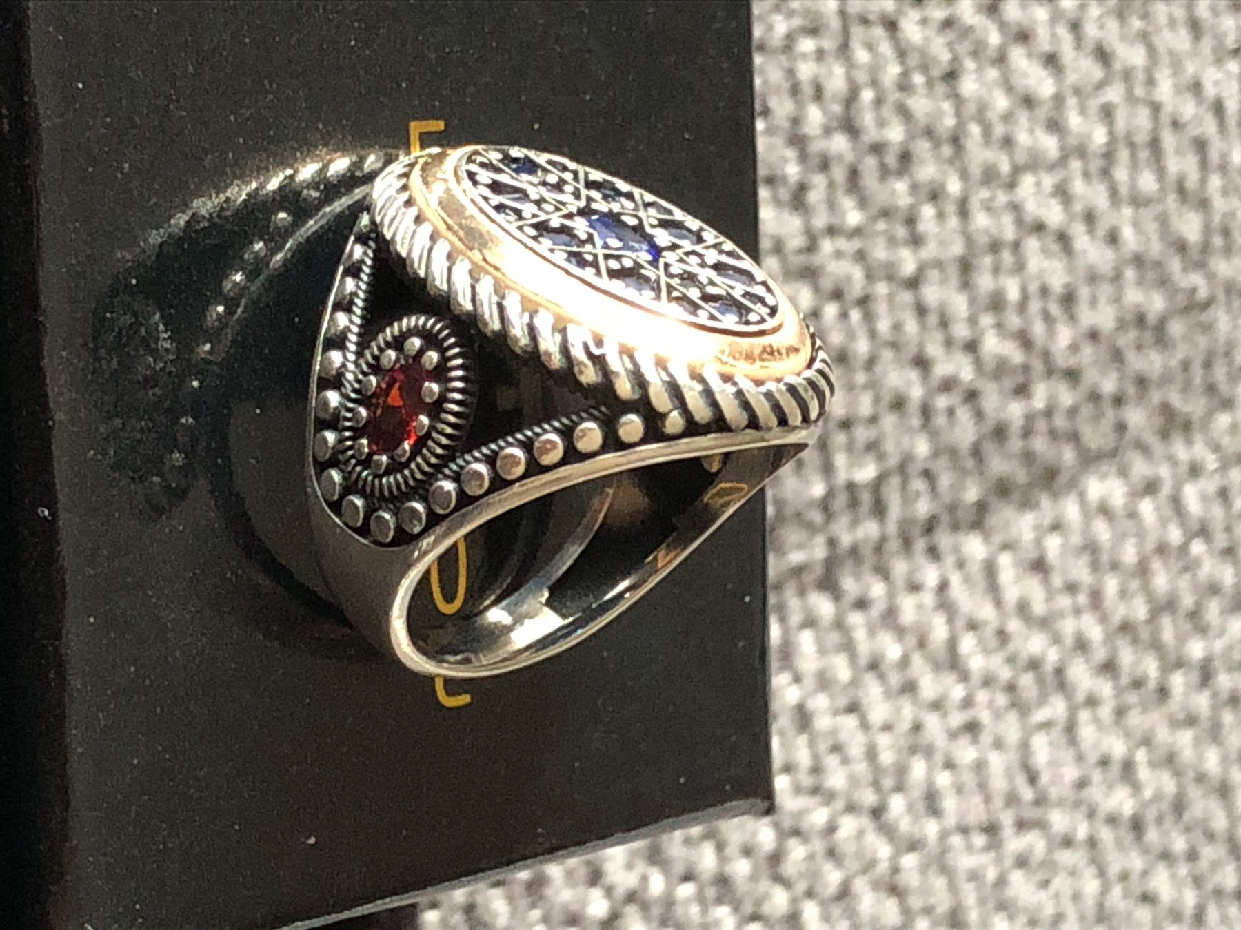Anelli: Sterling Silber 925 Ring mit Rote blaue Steine 61Gr – Nuovo e nell'imballaggio originale da Läufelfingen venduto da Original100 4