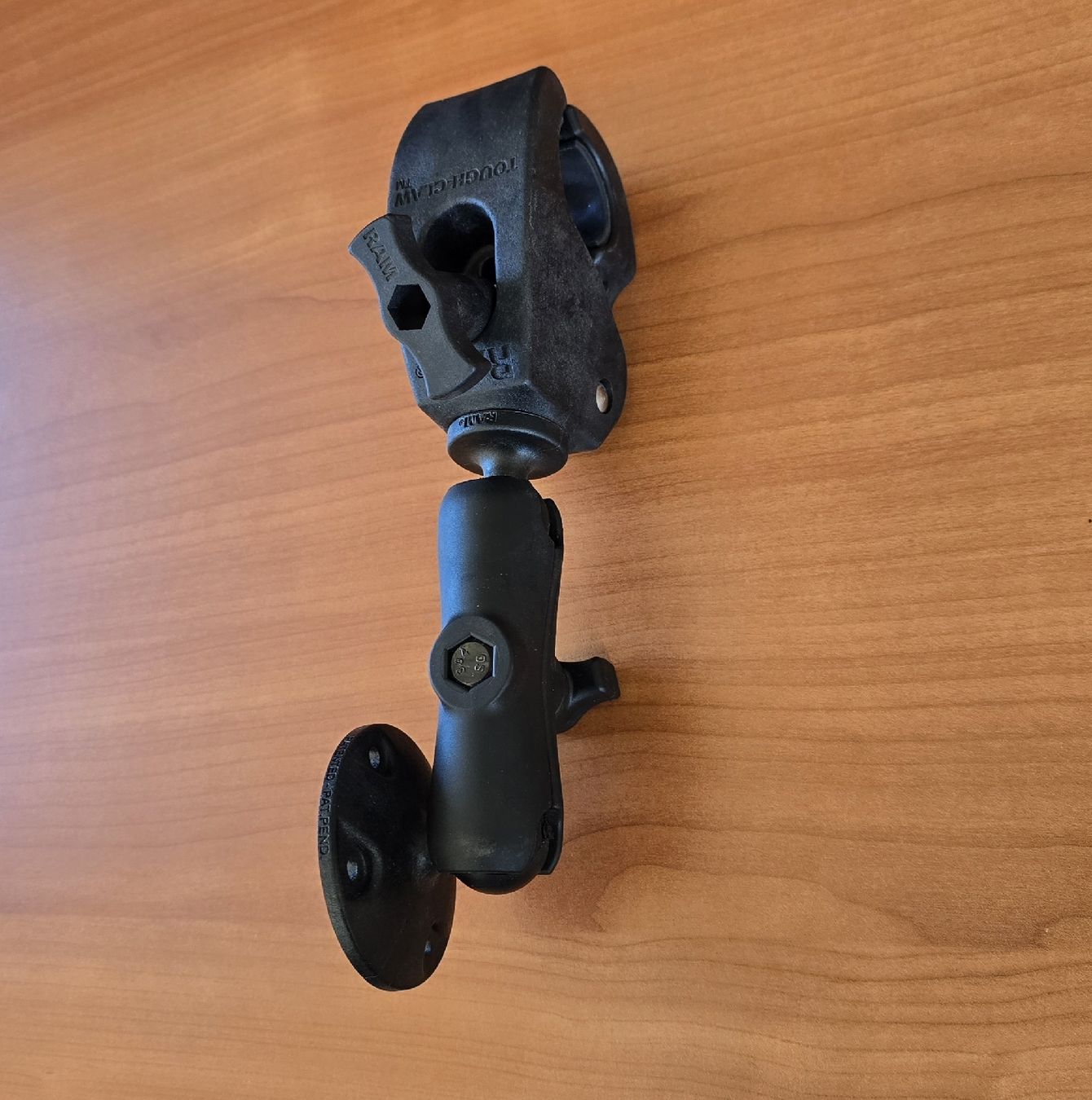 Supporti a parete: Robuster original RAM Mount Clamp Neu – Nuovo e nell'imballaggio originale da Hasle LU venduto da biberetime