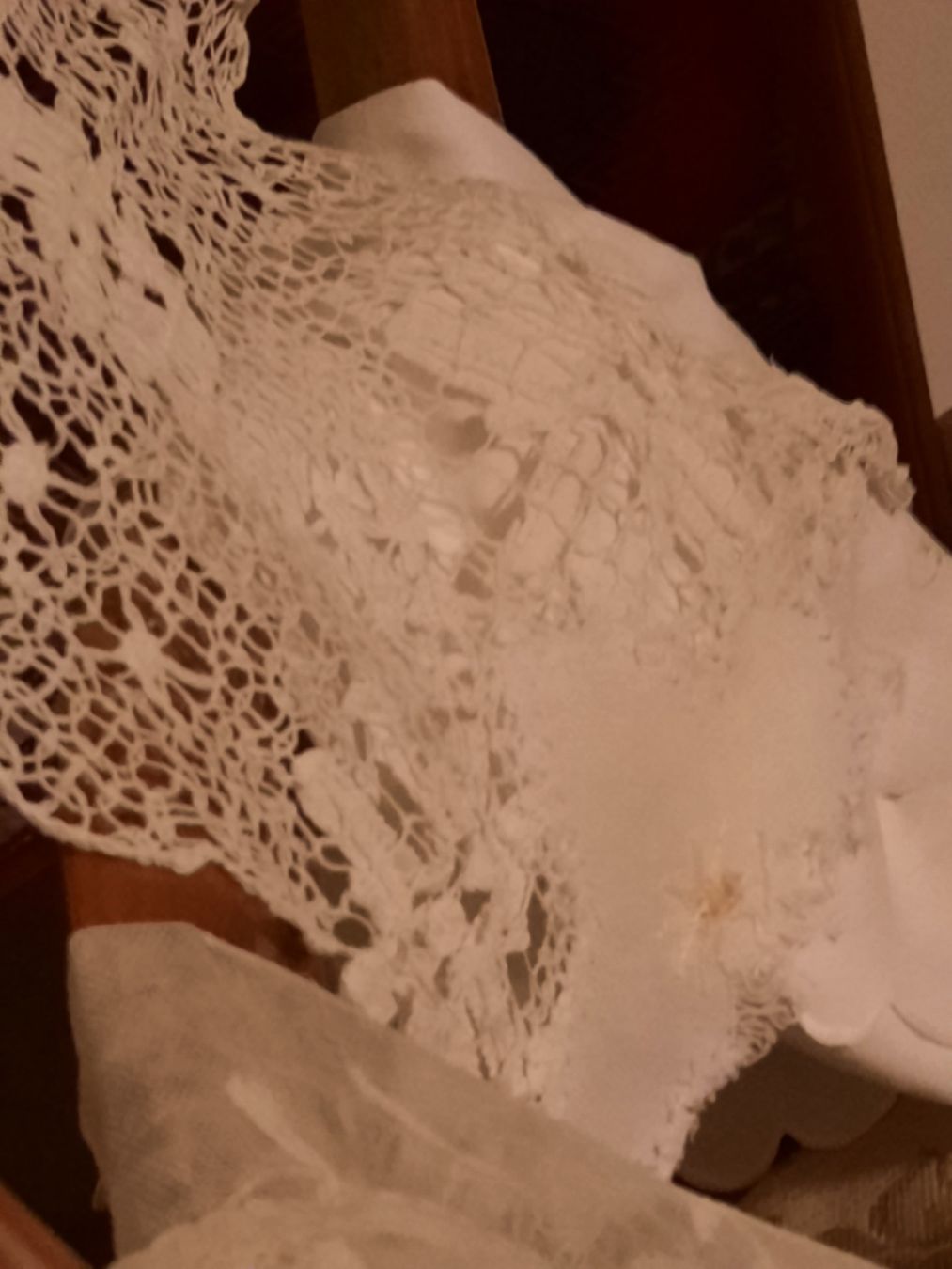 Altra biancheria da tavola: Alte Deckchen, Tischdecken, Läufer - Vintage Textilien! – Usato da Busswil BE venduto da balu37 9