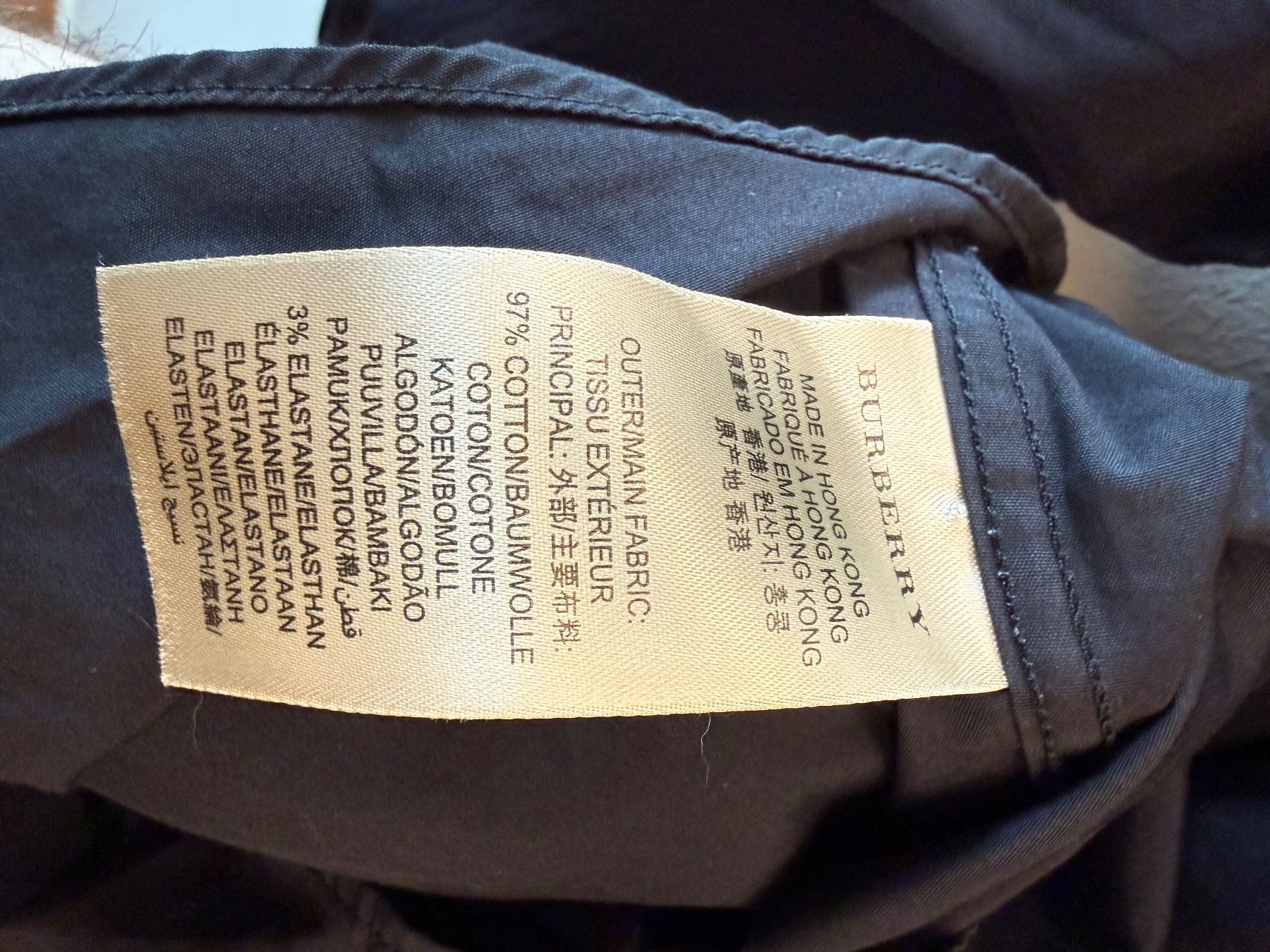 Burberry Hemden: Burberry Brit Hemd in Dunkelblau – Gebraucht aus Schlieren von svenbaettig 3