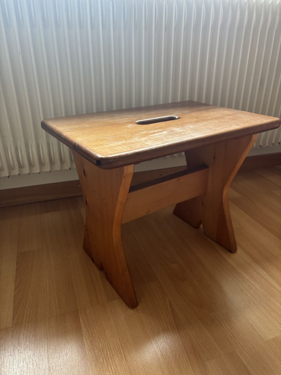 Tabourets: Hocker aus Holz massiv  – D'occasion à Bern par wisemagpie 3