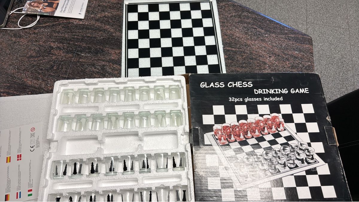 Giochi: Trinkspiel Glasschach Spielset  – Nuovo (secondo la descrizione) da Rietheim venduto da G-star01