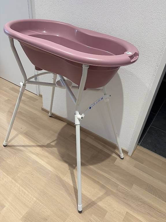 Badewannen: Badewanne Baby mit Ständer – Gebraucht aus Zürich von kristingarg 2
