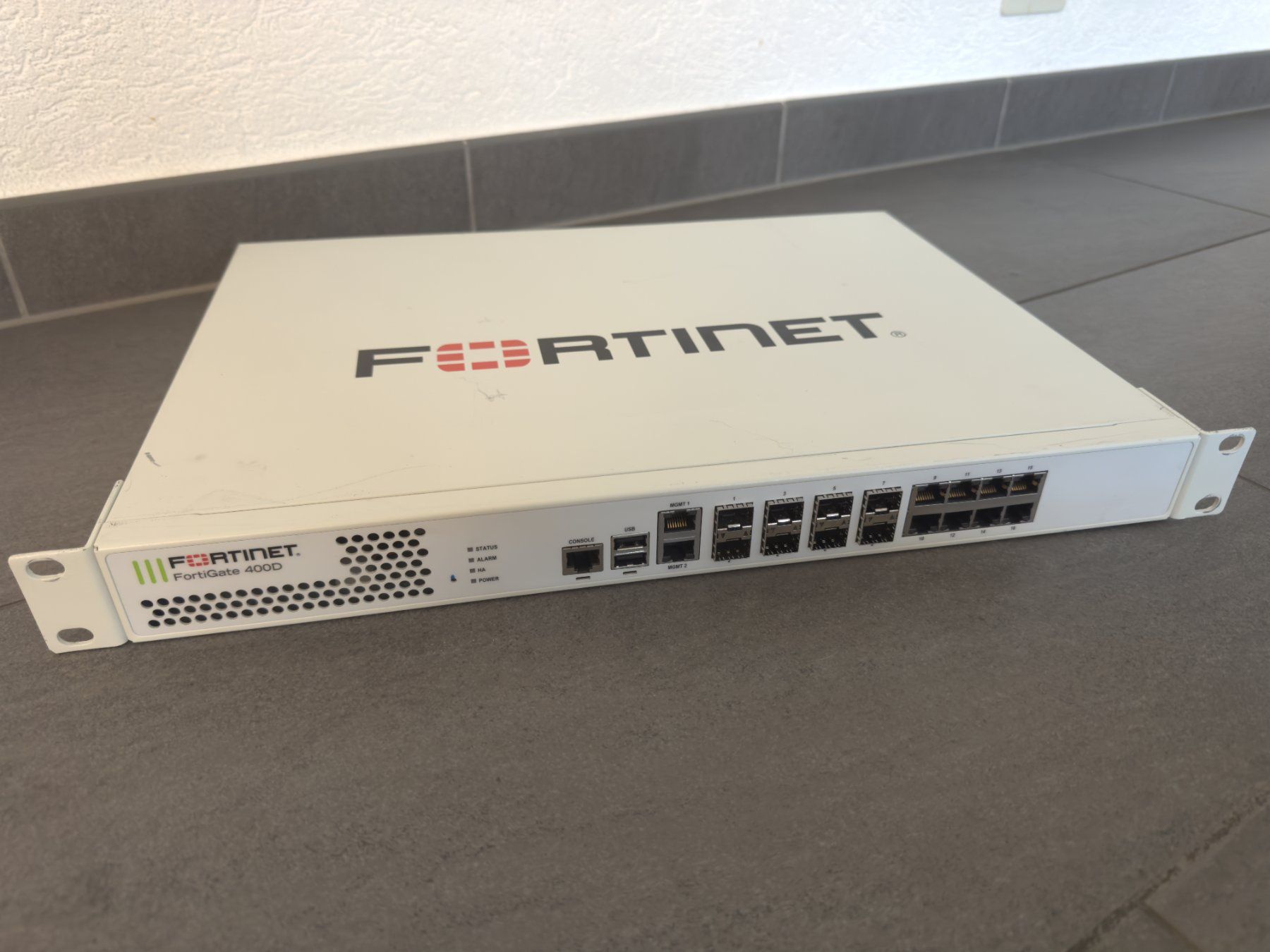 Fortinet Fortigate 400D (Gebraucht) in Worben für CHF 200 – mit ...