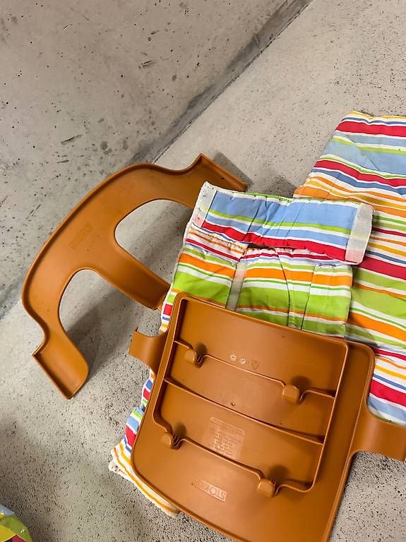 Hochstühle: Tripp-Trapp Babyset – Gebraucht aus Zürich von verde666