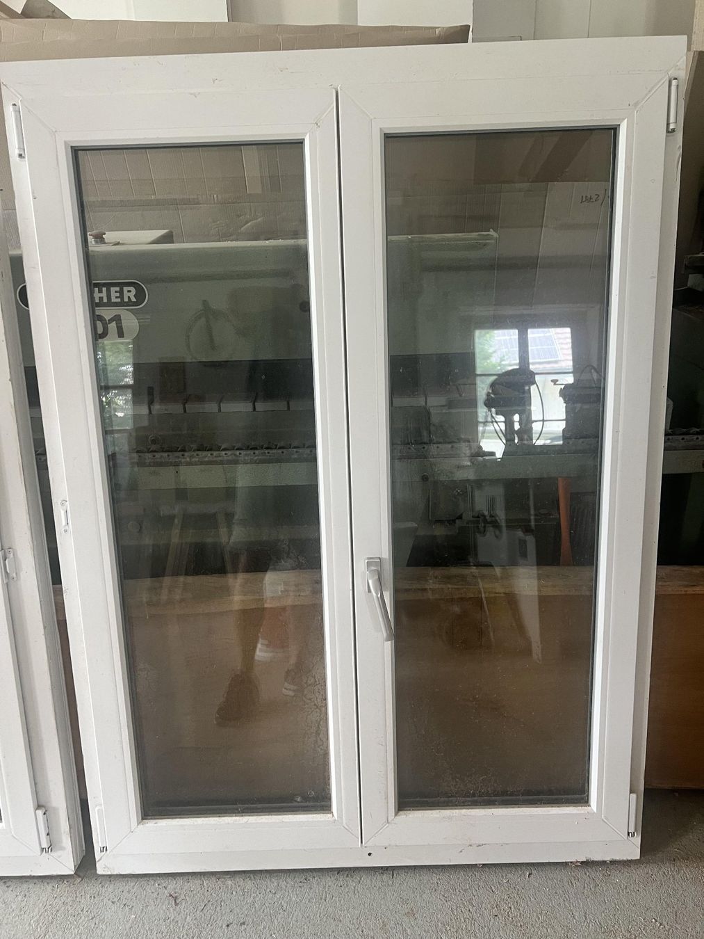 Fenêtres: Fenster – D'occasion à Schönenberg ZH par Revo02