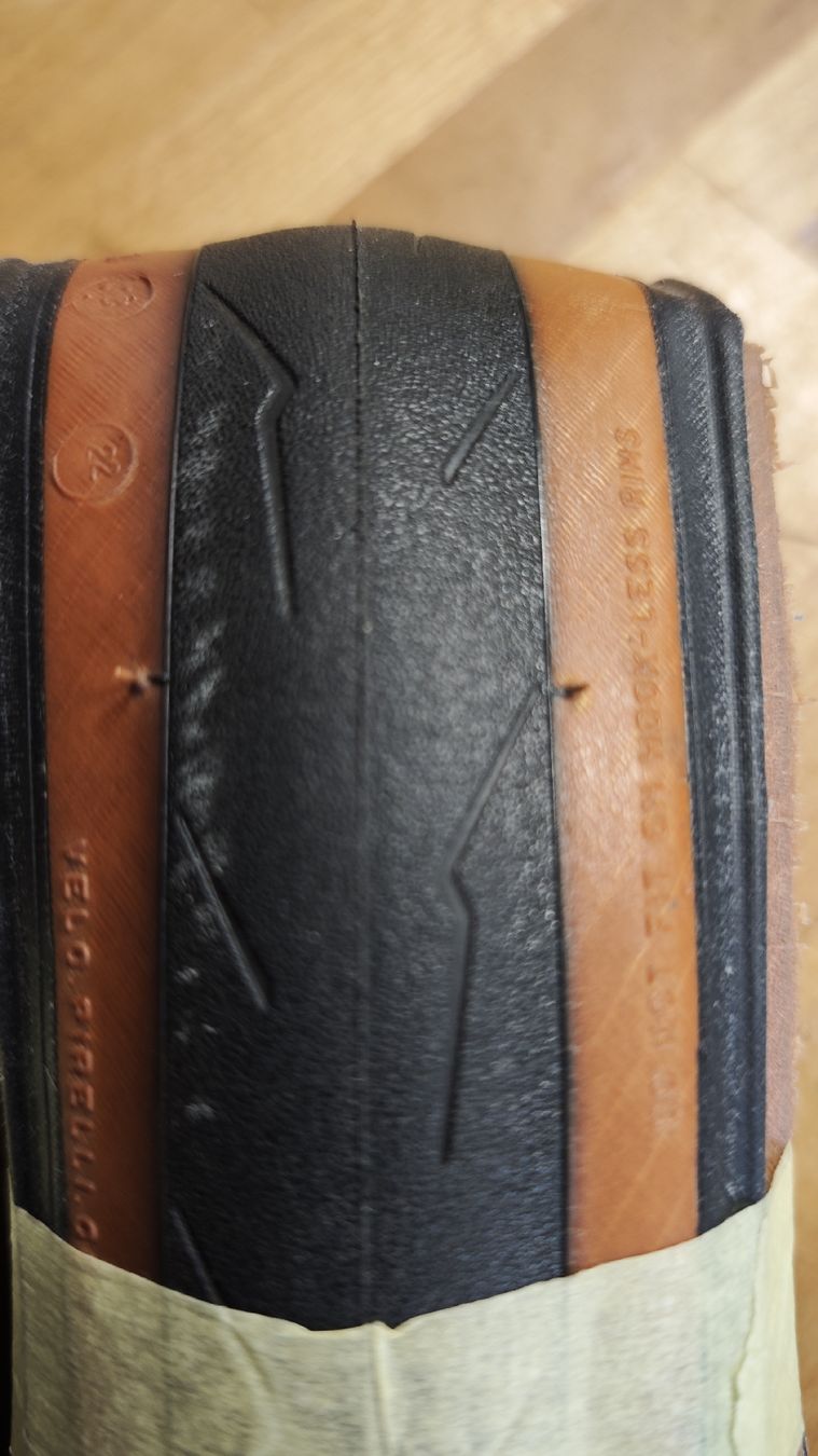 Pièces détachées: Pirelli p zero race 700x26c  – D'occasion à Crésuz par Peyou80 3