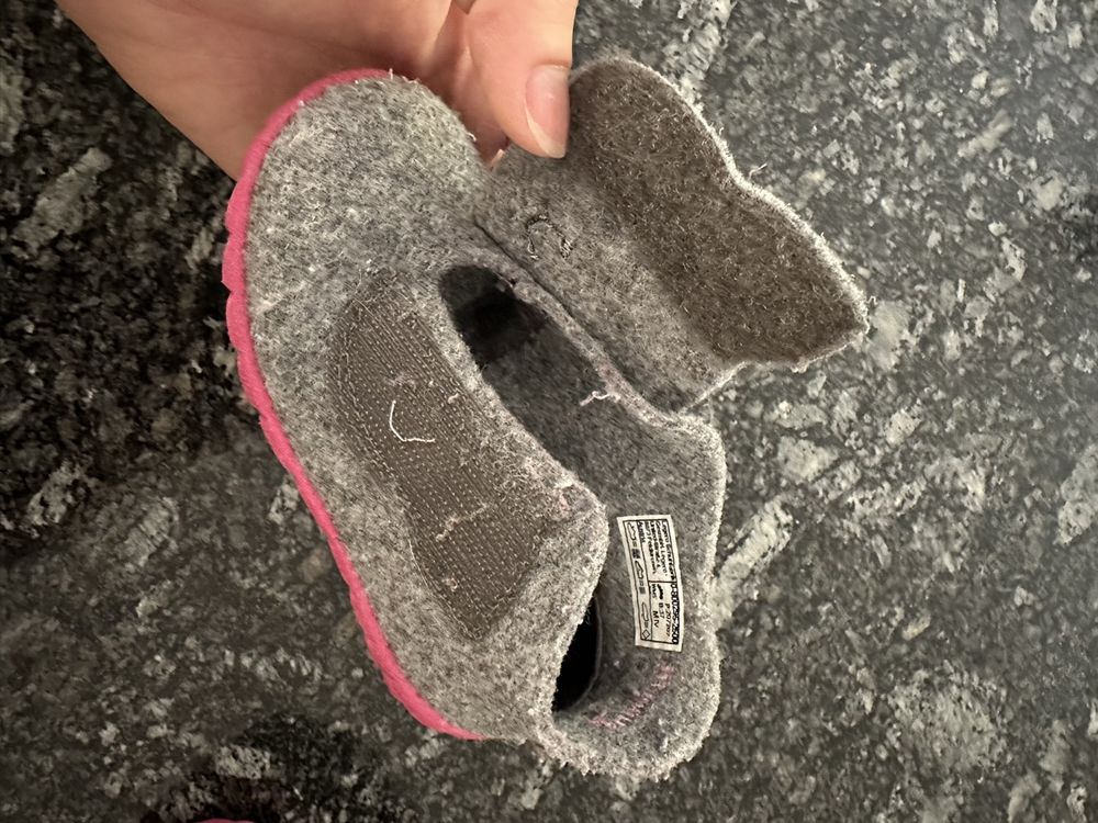 Superfit Chaussures garçon: Superfit Hausschuhe / Finken Gr. 22 – D'occasion à Toffen par jeapamale 4
