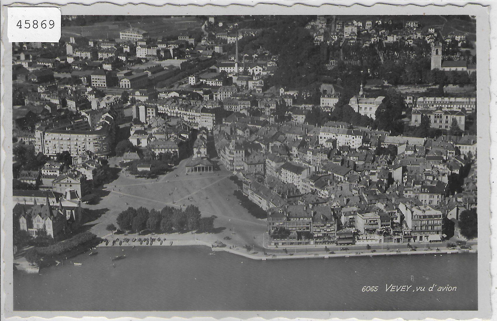 Cartoline postali: Vevey vu d'avion - Flugaufnahme – Usato da Ettingen venduto da Kartenplanet