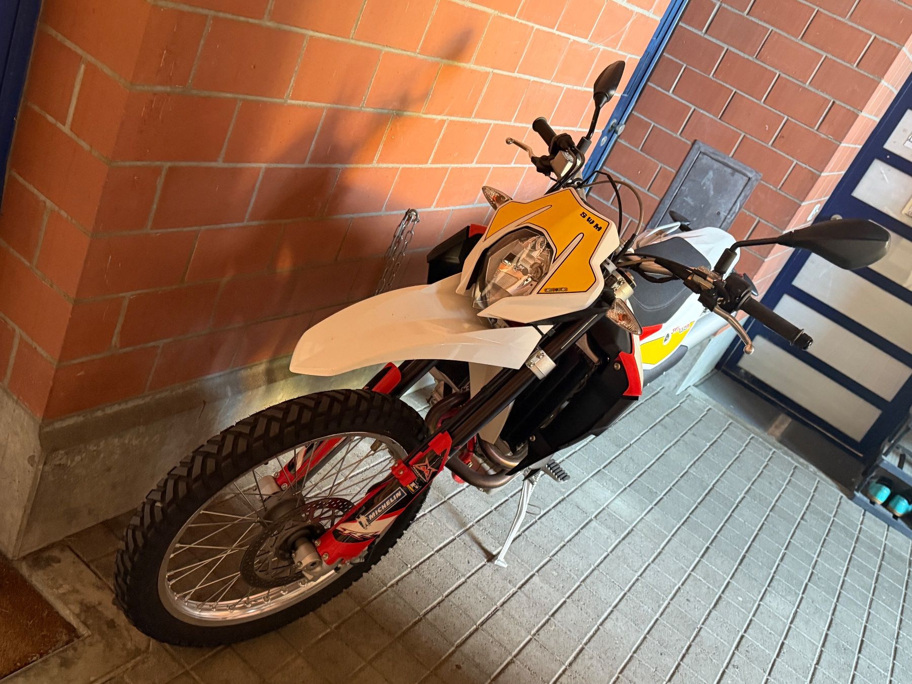 SWM Enduro: Motorrad Enduro SWM RS 650 R – Gebraucht aus Zürich von OW_FOX 7