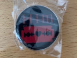 HIM Pin Anstecker Punk Rock Metal Pop