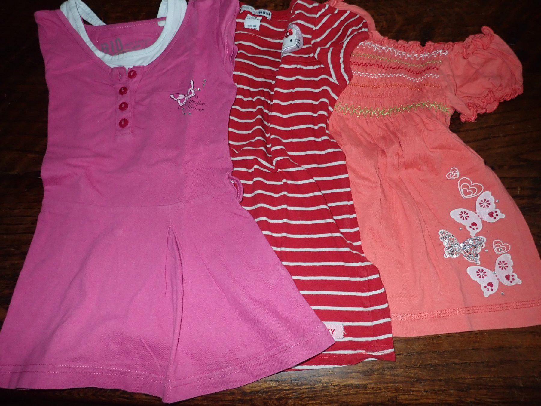 Lotti & Set di vestiti: Vêtements été 110 fille – Nuovo (secondo la descrizione) da Petit-Lancy venduto da camping_car 2