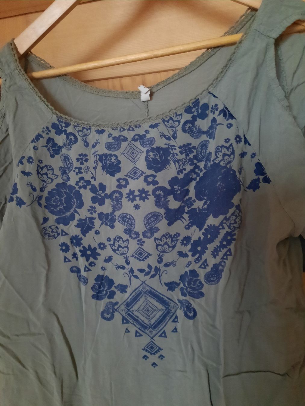 T-shirt: TODAY TShirt Bluse, Grösse L – Usato da Unterterzen venduto da elebo 1