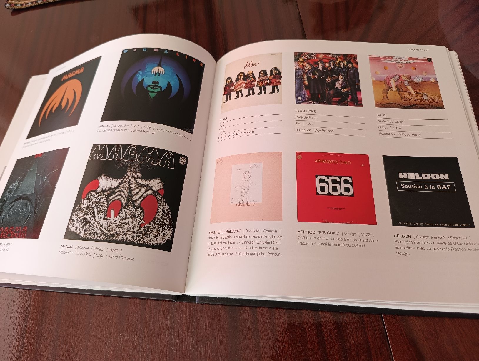 Libri: lot de livres sur les vinyles – Nuovo (secondo la descrizione) da Petit-Lancy venduto da jer_npv6 1