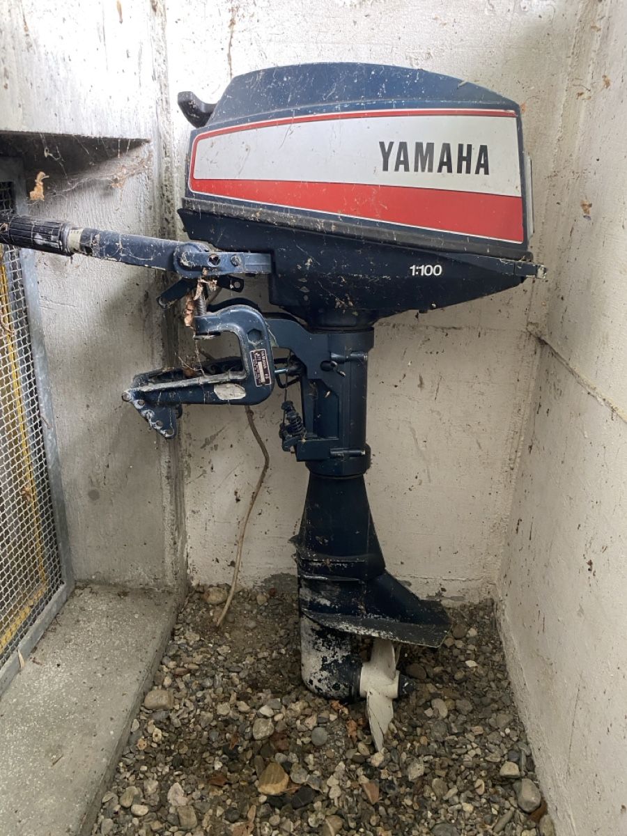 Barche: 2 ältere Bootsmotoren 8Ps Honda Yamaha – Difettoso da Büren an der Aare venduto da Poseidon3294 1