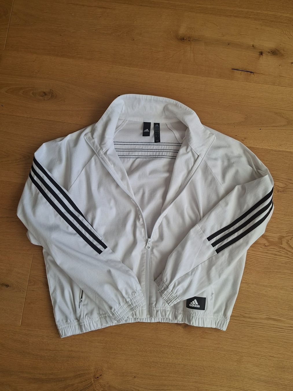 Adidas Giacche: Adidas Sportjacke weiss – Usato da Ruswil venduto da wil_2jkd