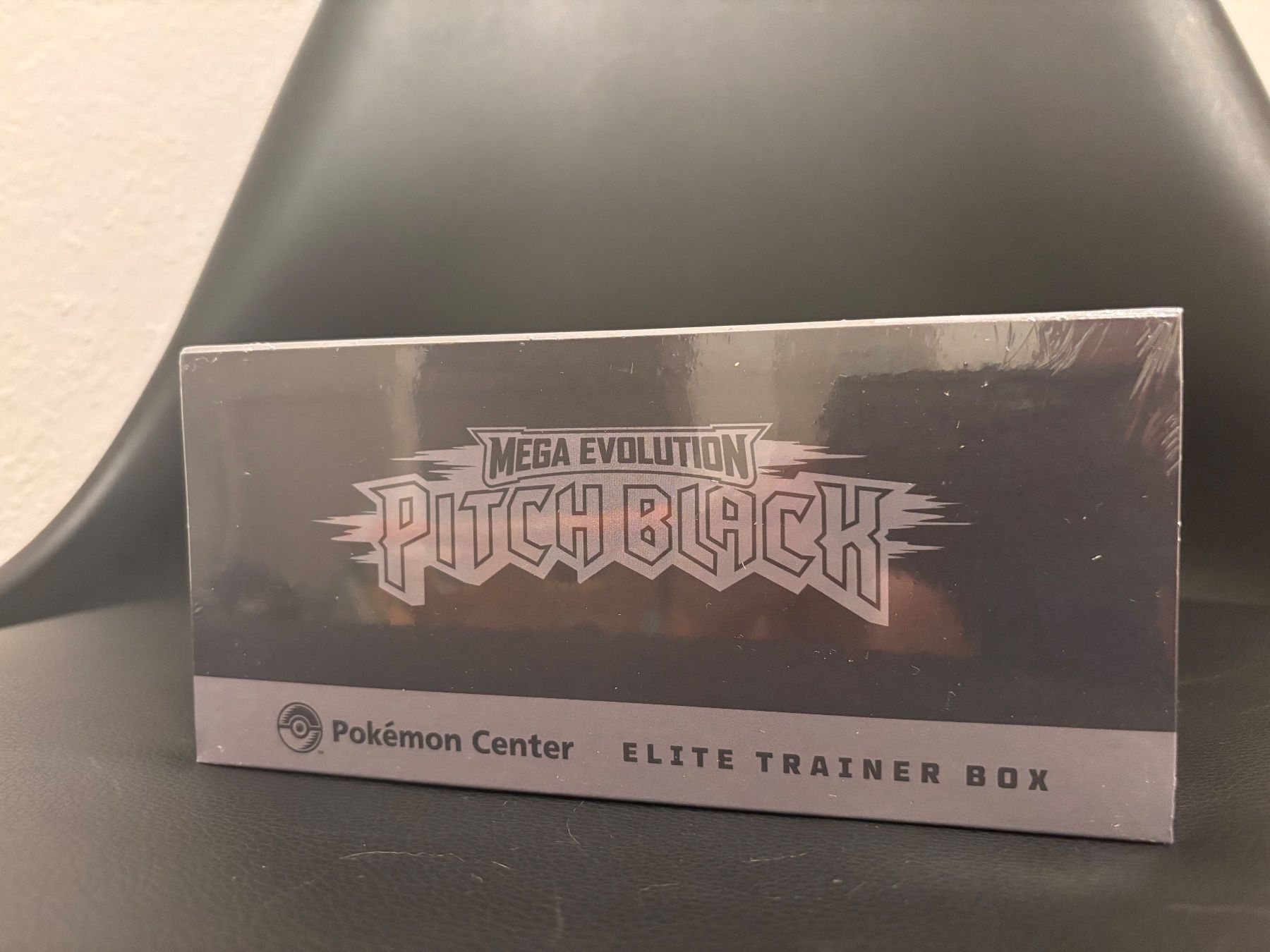 Pokémon Sammelbilder & Trading cards: Elite Trainer Box Pokémon Center Pitch Black#2 – Neu und originalverpackt aus Massagno von Gametrader00 2