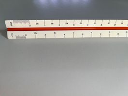 LINEX Dreikant-Massstab - Gesamtlänge 33 cm