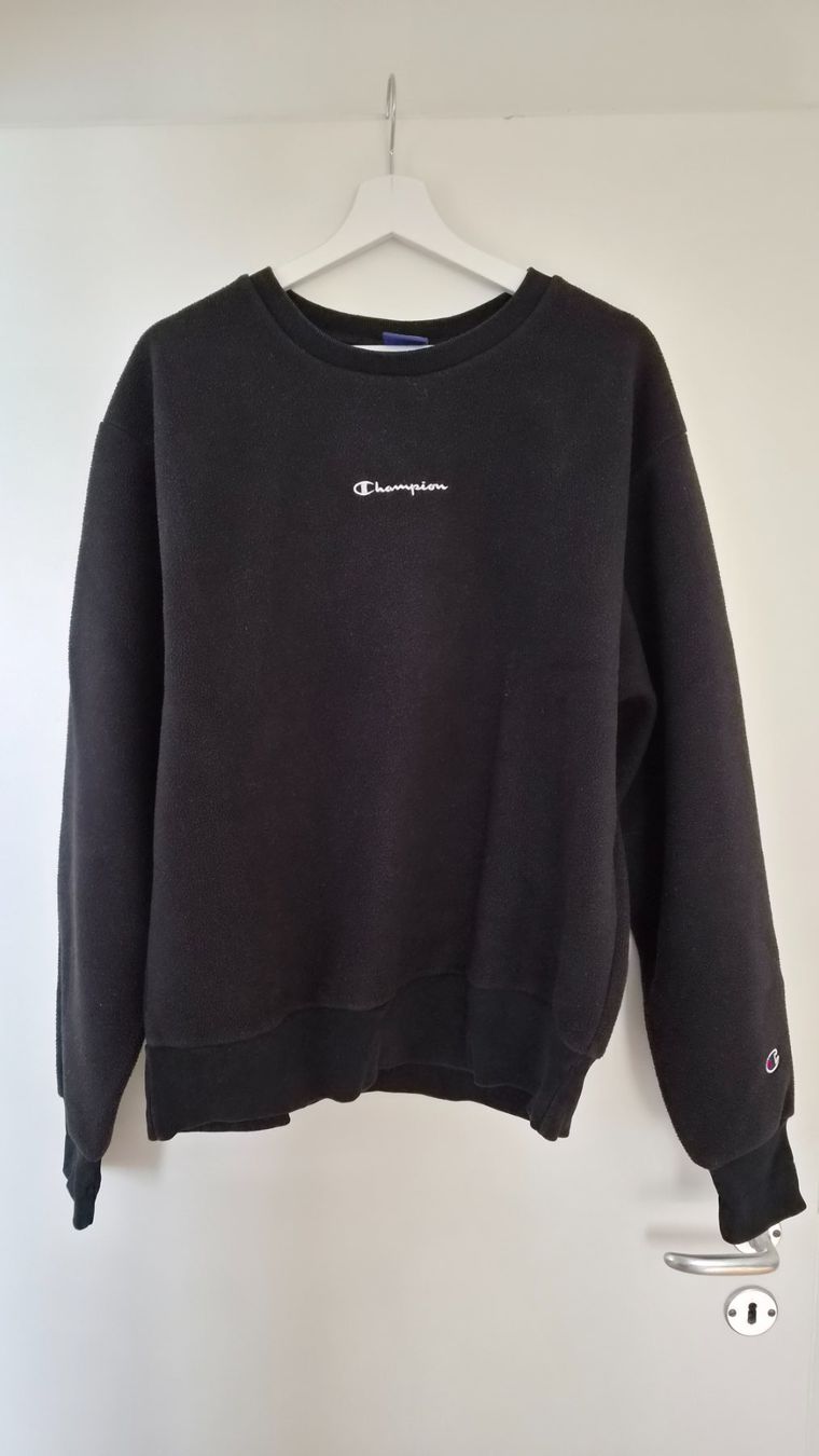Champion Maglioni & Felpe: Schwarzer Champion Fleecepullover, Gr. M - Top Zustand! – Usato da Basel venduto da Dodotefto