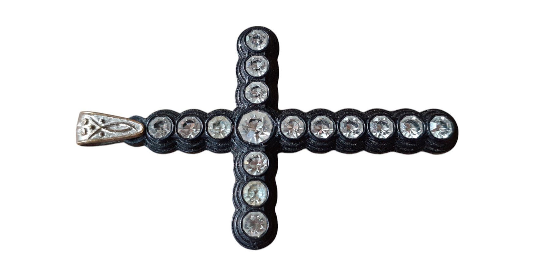 Rimorchi: Anhänger Vintage Kreuz Strass – Usato da Mörschwil venduto da wunderkiste44 1