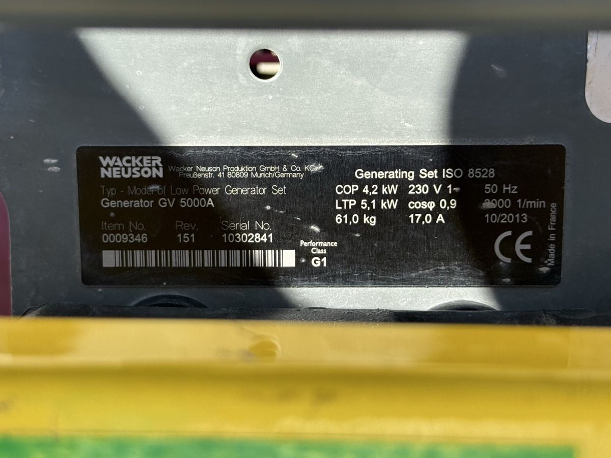 Generatori di corrente: Generator Notstromaggregat – Usato da Brunnen venduto da Steini89 2