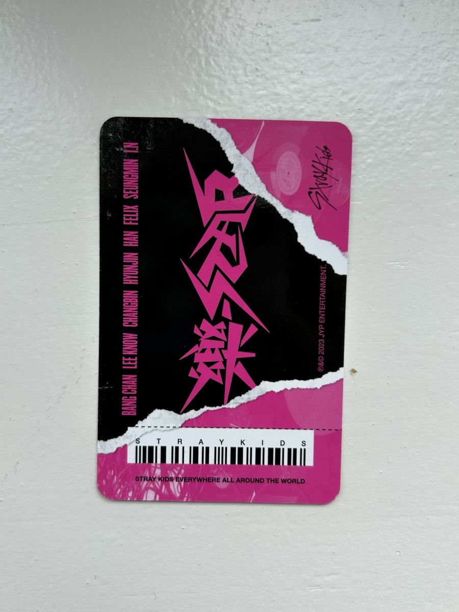 Sammelbilder & Trading cards: Stray Kids Han Photocard – Neu (gemäss Beschreibung) aus Basel von alinee_sophiee 1