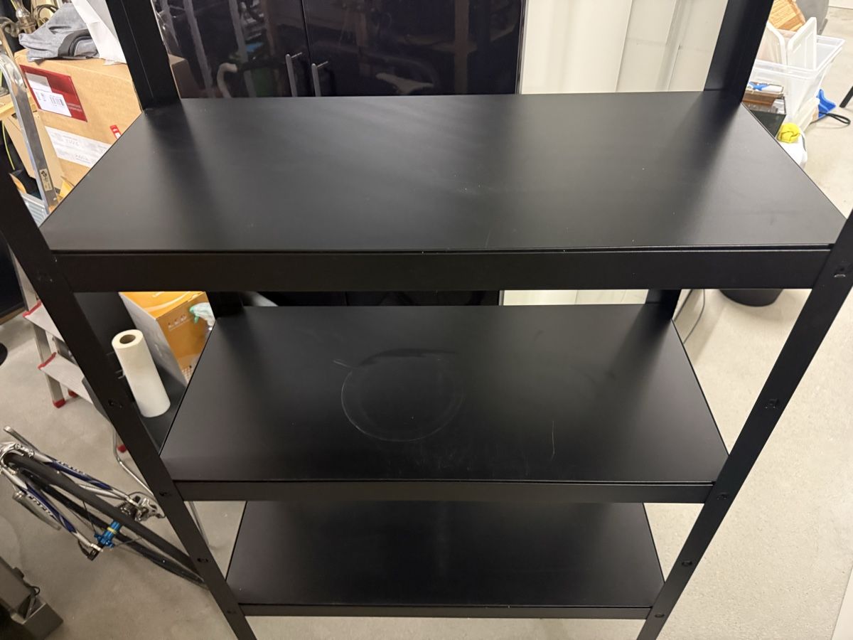 Étagères: IKEA Regal BROR schwarz Metall – D'occasion à Horw par patrik_13 1