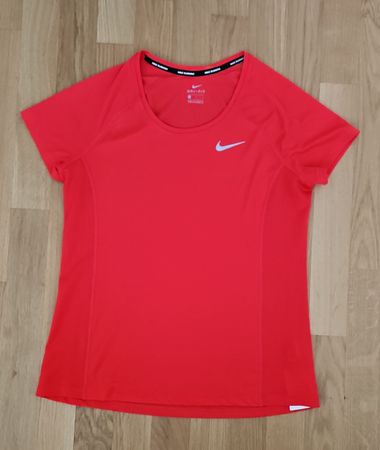 Nike Damen Shirt Grösse L rot guter Zustand