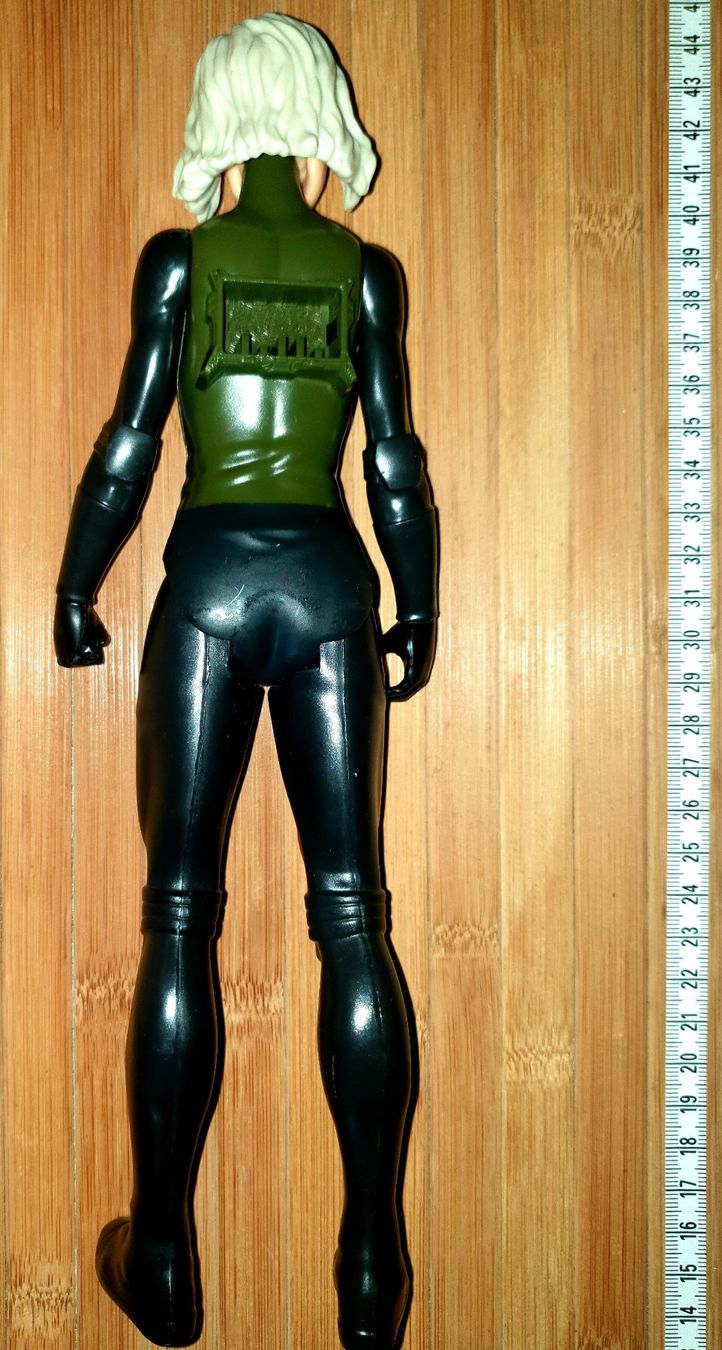 Statuette: Actionfigur Black Widow (Marvel Avengers) – Usato da Zofingen venduto da Barnu21 1