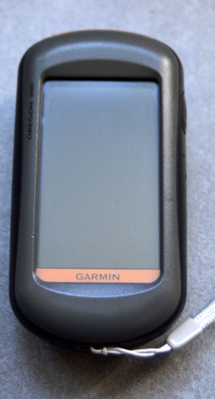 Garmin Navigationsgeräte: GPS Garmin Oregon 300 – Gebraucht aus Collonges von arashee
