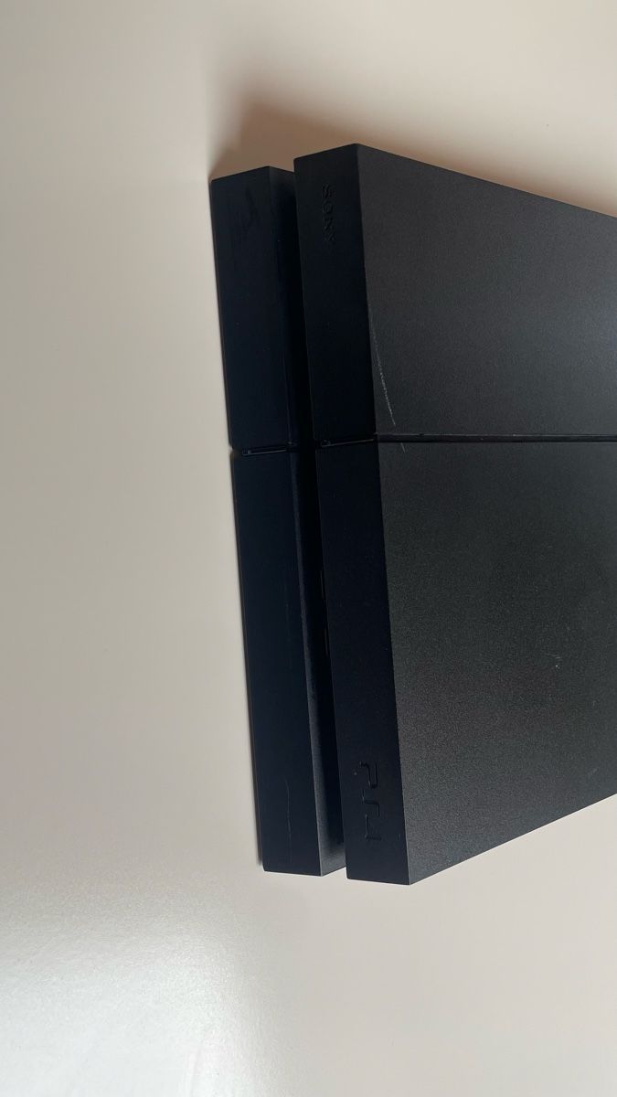 Sony Consoles: Playstation 4 (PS4) 1TB mit Controller & Games – D'occasion à Altdorf UR par Noudeal 3