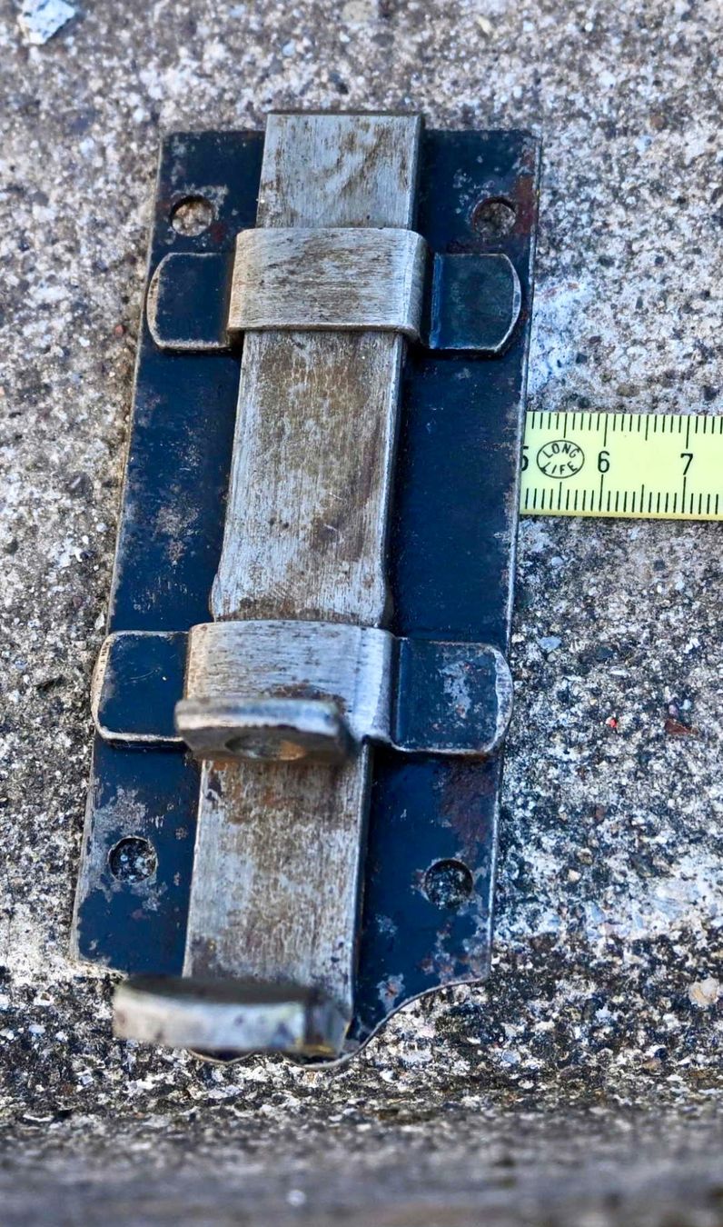 Ferramenta: alter Stossriegel funktioniert L 12.2cm B 5cm – Usato da Pfaffhausen venduto da mono_rec 2
