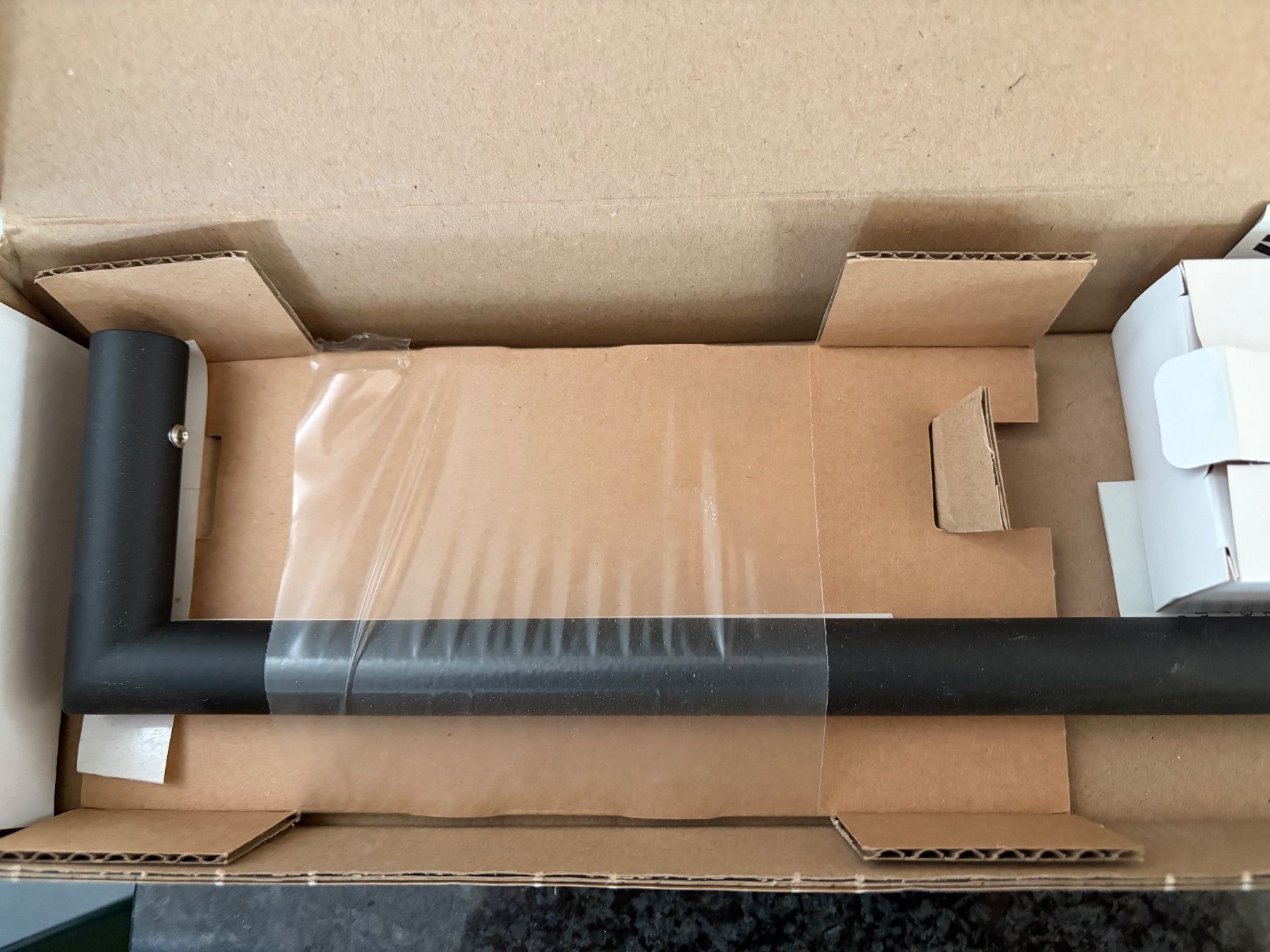Portasciugamani: Badetuchstange HEWI, schwarz, 60 cm – Nuovo e nell'imballaggio originale da Winterthur venduto da efant12 1
